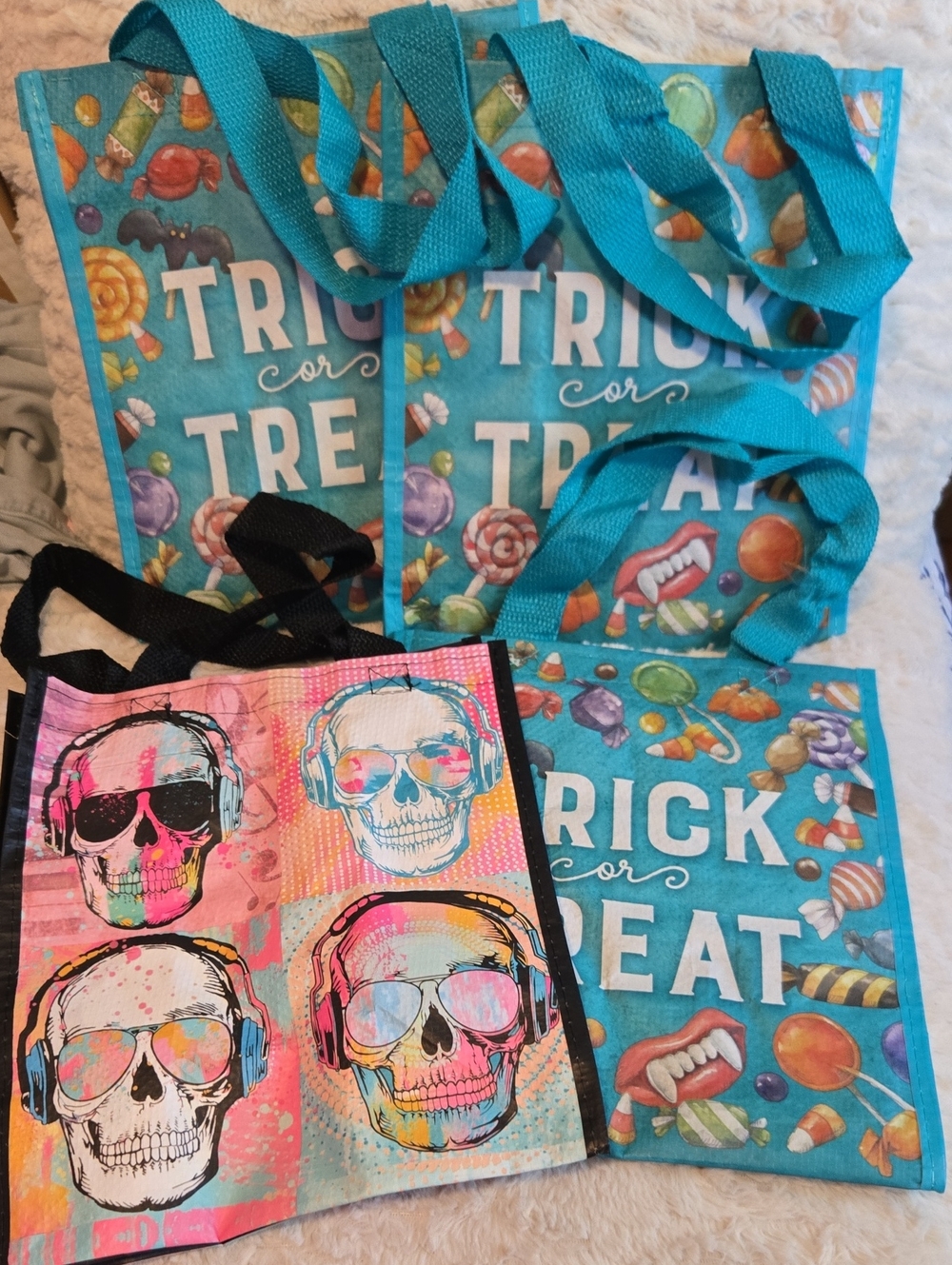 Halloween Trick or Treat Reusable Tote Bag 4 Bags